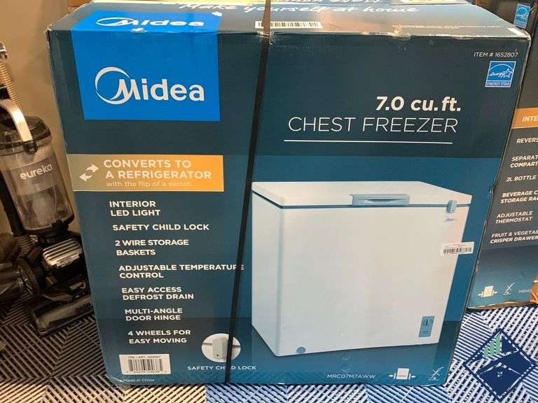 Midea 7 cu.ft. Chest Freezer *NEW Estate Details