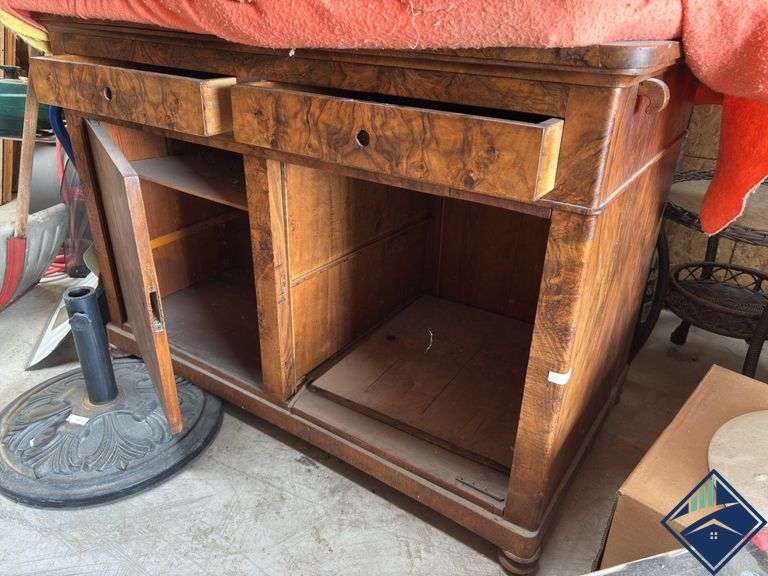 Wooden Desk