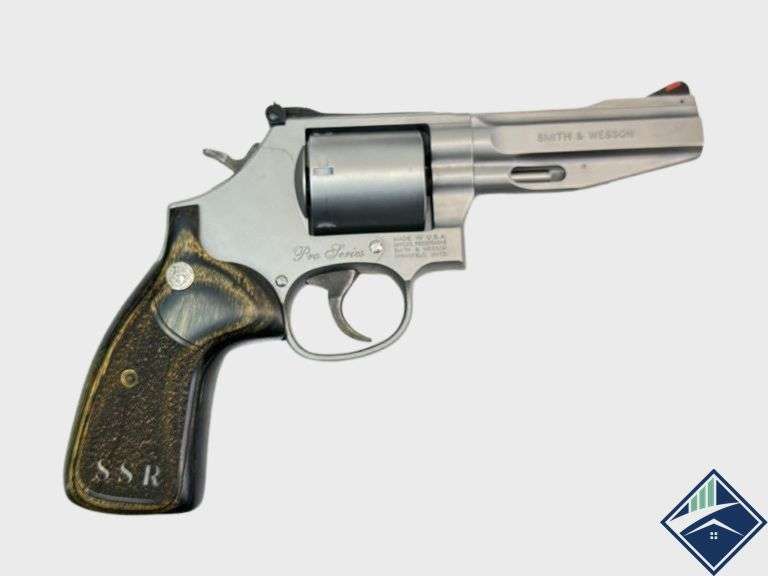Smith & Wesson  Model 686SSR Pro Series  .357