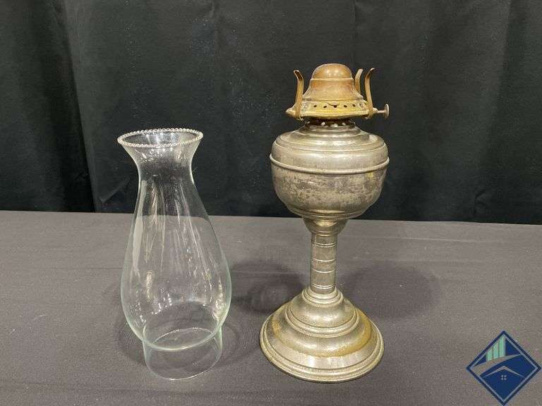 19” Antique Metal Oil Lamp