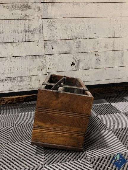 Antique Oak Toilet Tank