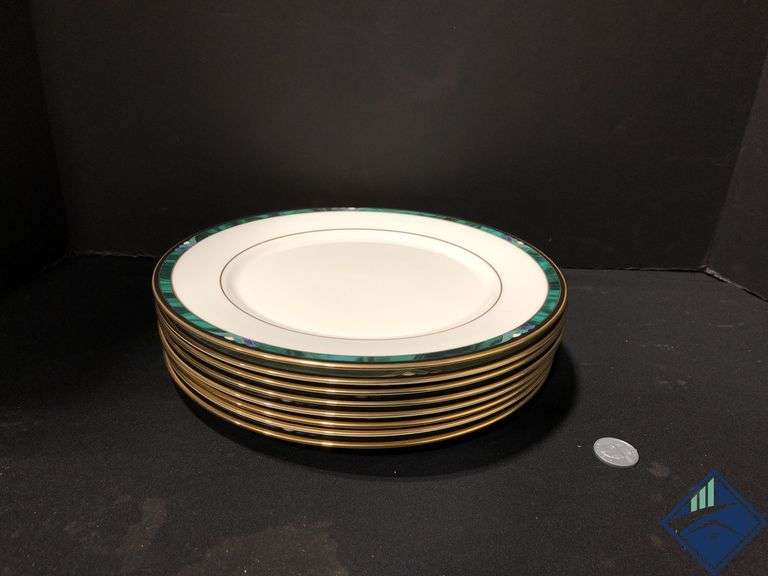 Lenox Plate Set with Plate Covers
