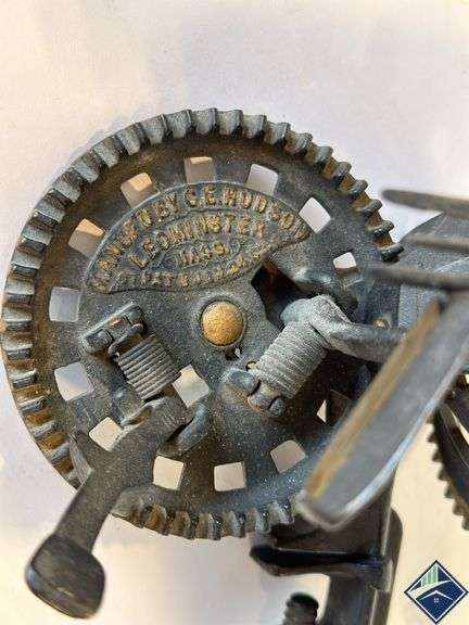 Antique Cast Iron Manufogy CE Hudson Apple Peeler