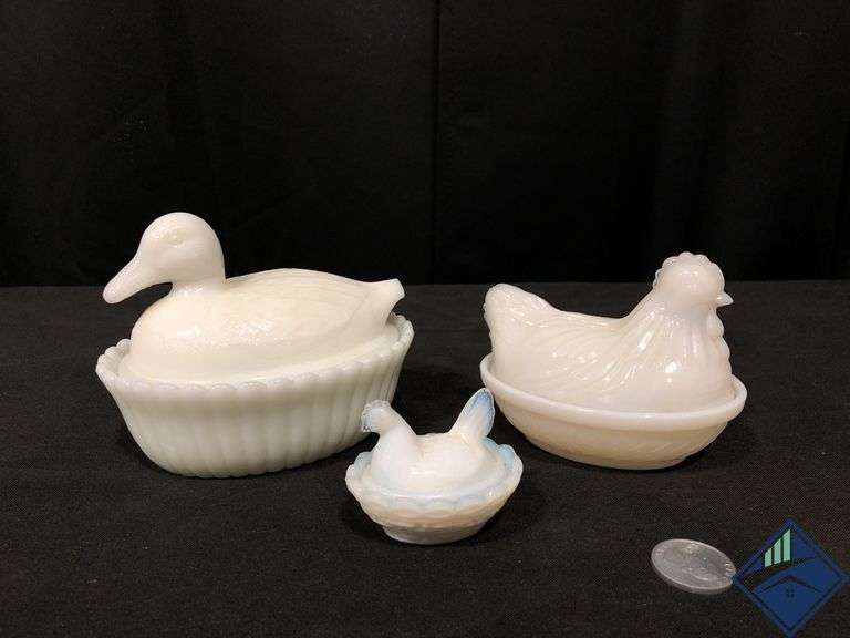 Vintage Chicken & Duck Covered Dishes