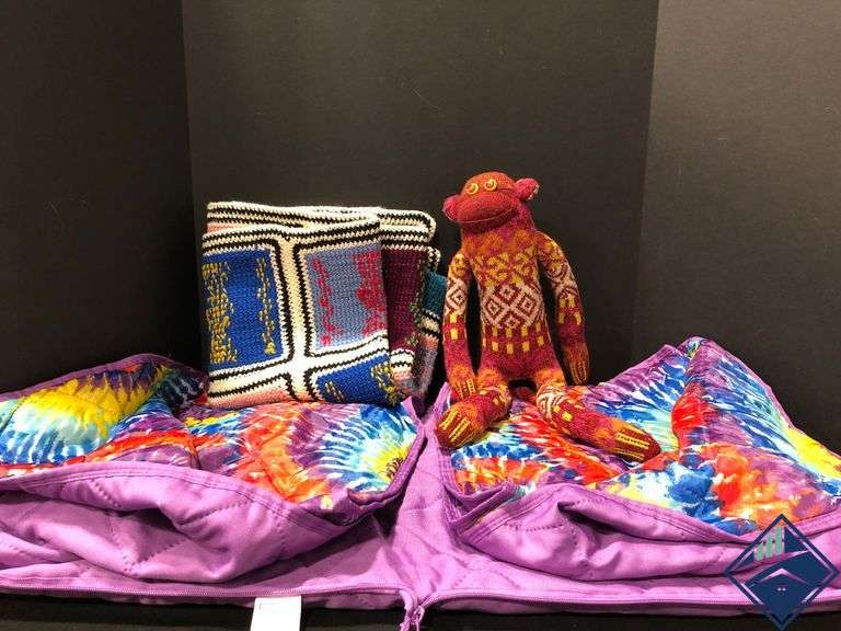 Mainstays Picnic Blanket, Knitted Blanket, Sock Monkey