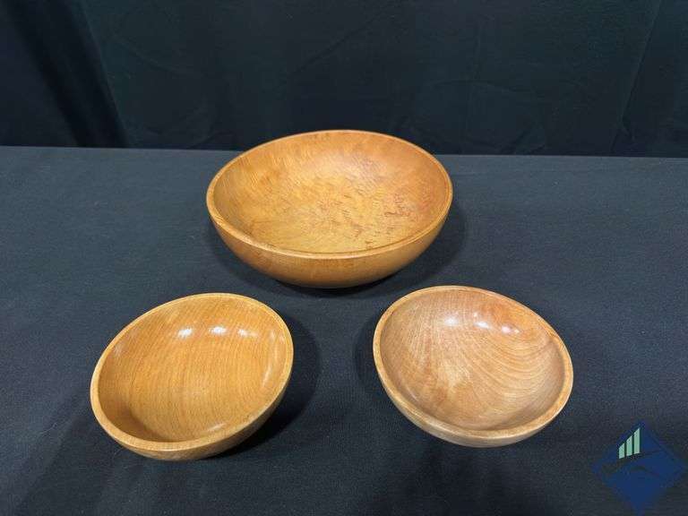 Vintage Wooden Bowl Set