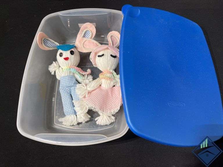 Vintage Yarn Bunnies