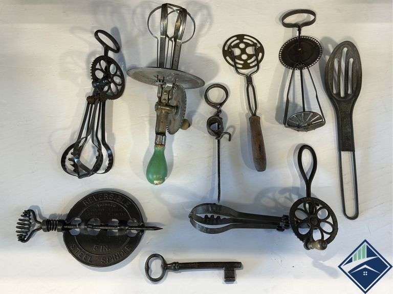 Kitchen Egg Beaters, Whisks, etc.
