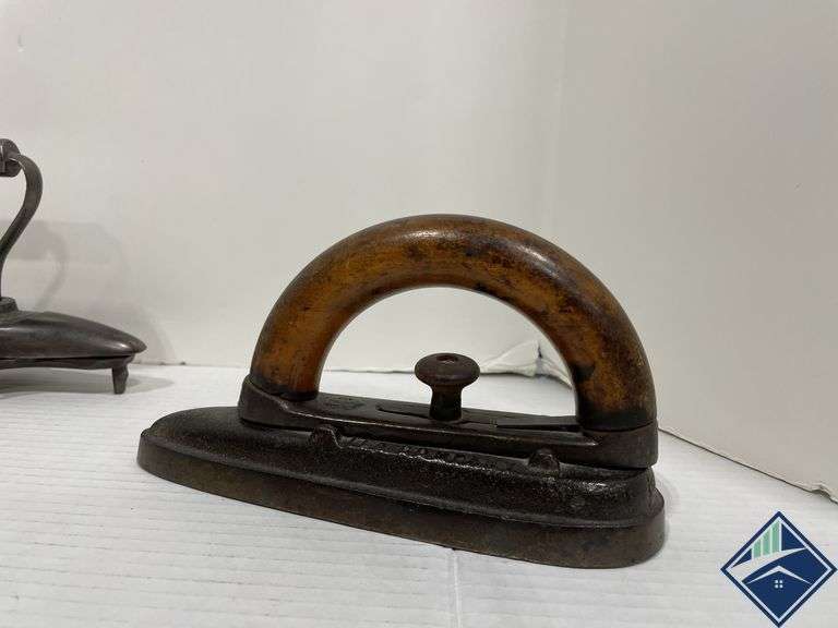 (3) Sleeve Irons