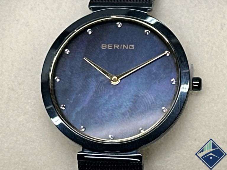 (Clasp broken) Bering Ladies Ultra Slim Stainless Steel Milanese Mesh Watch (Retail 99.99)