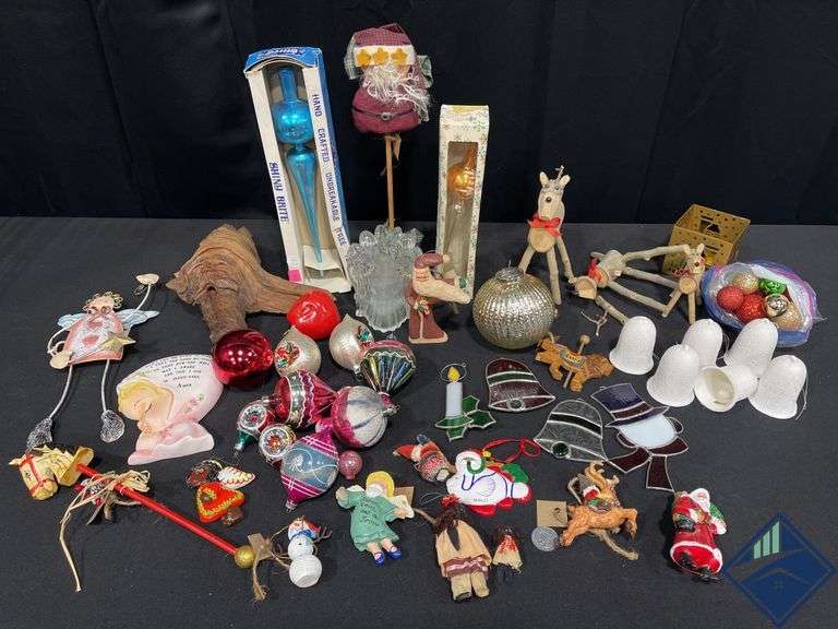 Vintage Ornaments & Holiday Decor