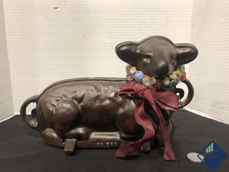 Cast Iron No. 866 Lamb Cake Form