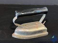 Cast Iron/Metal Assorted Irons with Iron Holder
