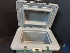 Igloo Heavy Duty Green Cooler   - Like New