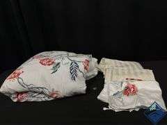Full Sized Comforter, Full Flat Sheet, and Pillow Cases