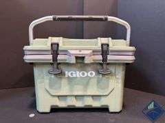 Igloo Heavy Duty Green Cooler   - Like New