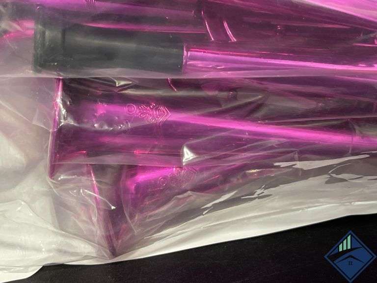 18 Piece Metallic Noise Makers Party Favors *NEW*