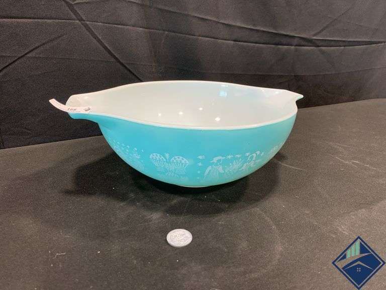 Vintage Pyrex Amish Butter Print Dish