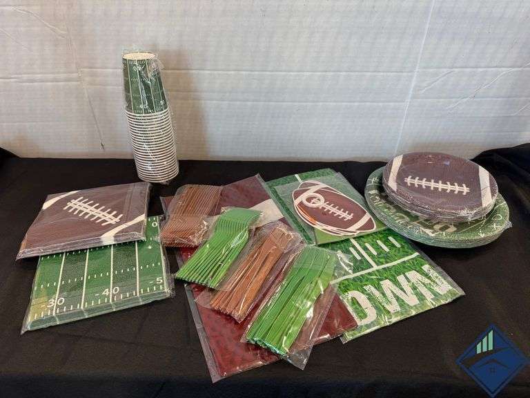 Football Party Pack of Paper Products *NEW*