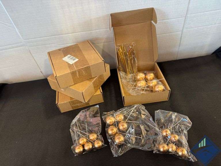 22 Packs Gold Palm Leaves Mini Cupcake Balloons - Like New