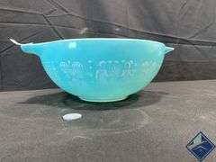 Vintage Pyrex Amish Butter Print Dish