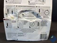 3M Command Indoor Medium Designer Hanging Hooks, 16 Hooks & 20 Strips - Used