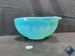 Vintage Pyrex Amish Butter Print Dish