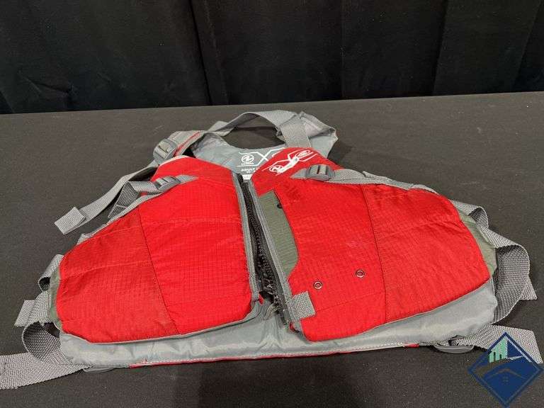 Adult Universal Life Vest