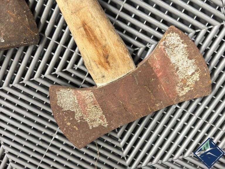 Axes & Hatchets