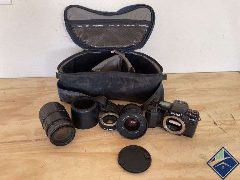 Sigma SA-300 Camera, Lens, and Case