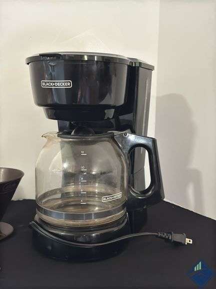 Black & Decker Coffee Maker and Coffee Filters