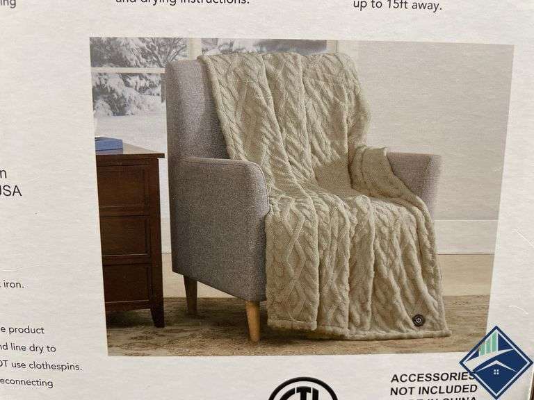 Berkshire Heated Luxe Faux Fur Throw Blanket  *cable not included* - Mixed Condition