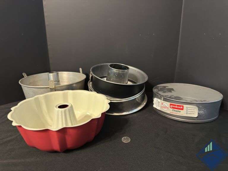 Springform Cake Pan and Misc. Cake/Baking Pans
