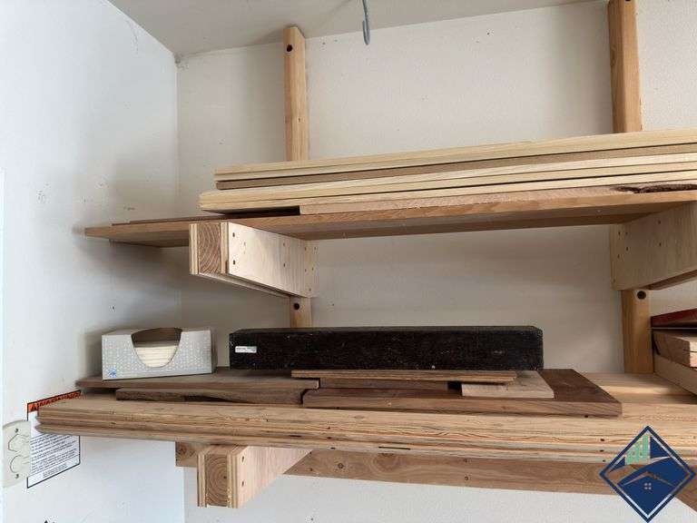 Assorted Wood Pieces