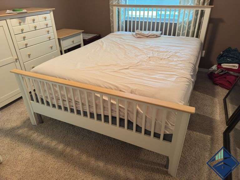 Cottage Style Queen Bedframe, Mattress, Boxspring & Bedding