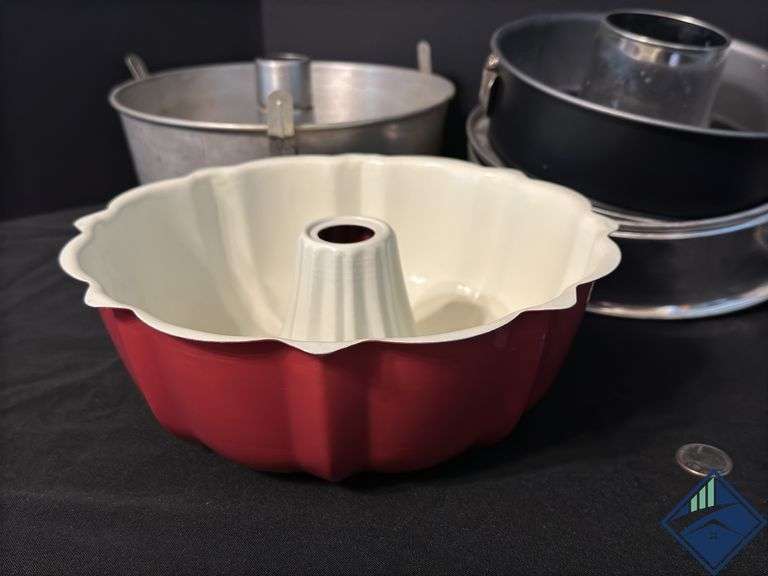 Springform Cake Pan and Misc. Cake/Baking Pans