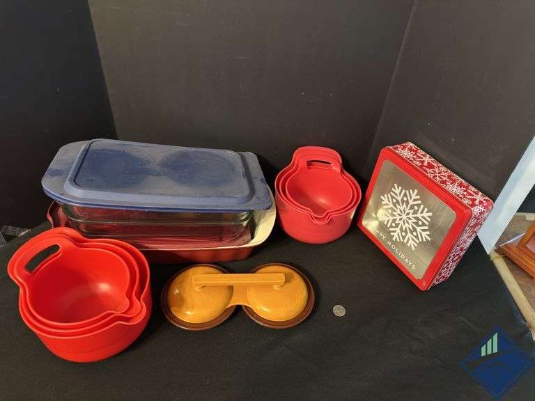Casserole Dishes, Hamburger Press & Measuring Bowls