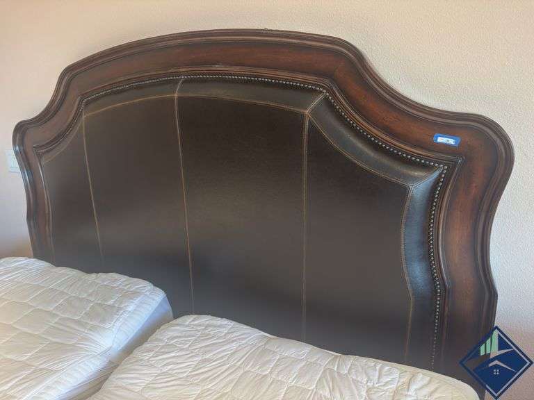 King Size Headboard *Come After 1pm*Mattress & Frame NOT Included*Bring Tools*