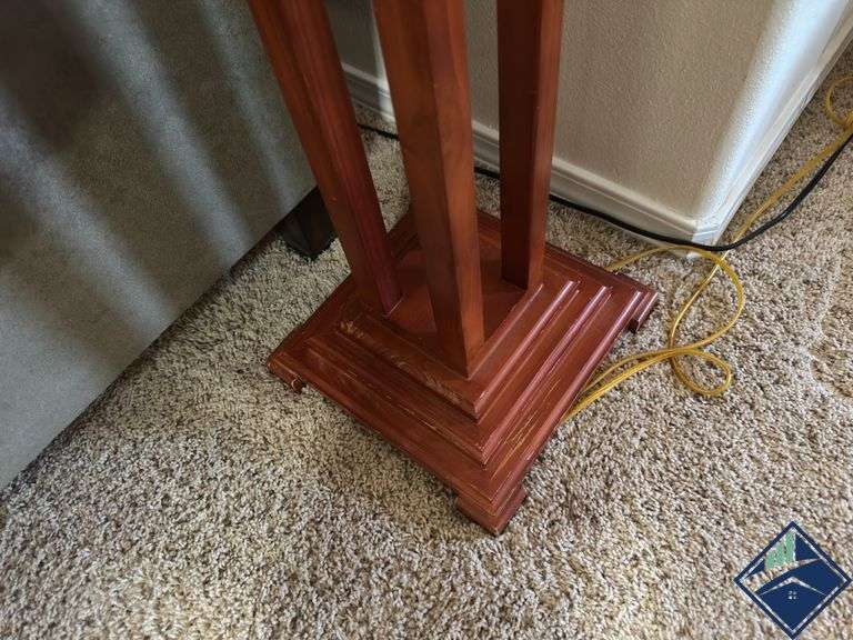 Wood Lamp