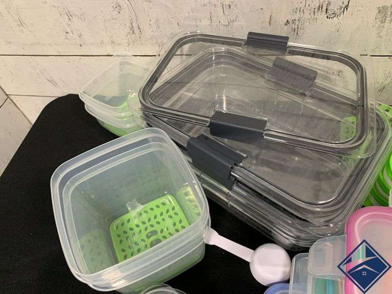 Rubbermaid, Tupperware & Snapware Containers
