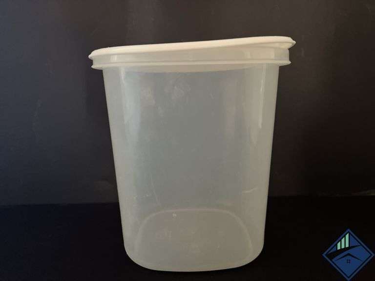 Snapware and Sterilite Food Storage Containers