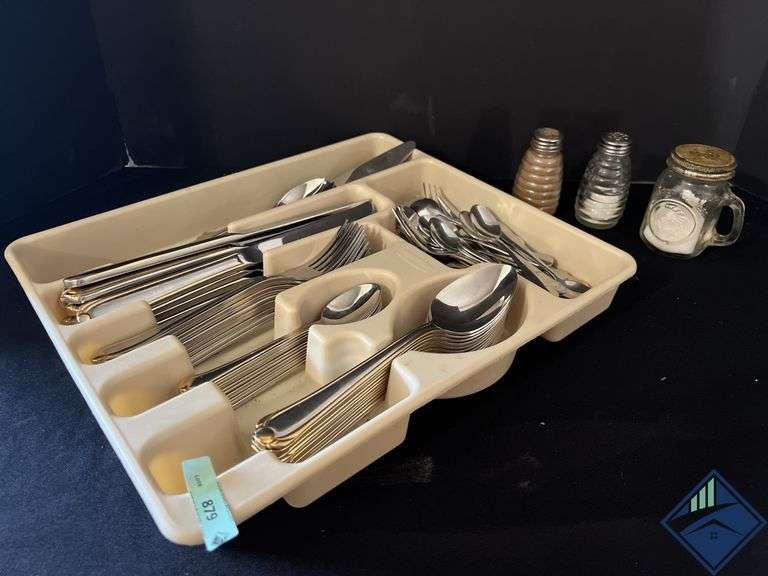 Schumann Cutlery Set, Cultery Organizer & Salt/Pepper Shakers