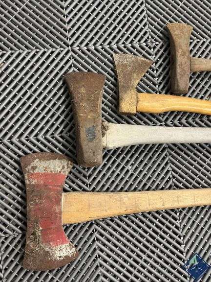 Axes & Hatchets