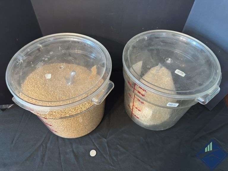 16 Qt Food Storage Containers with Contents