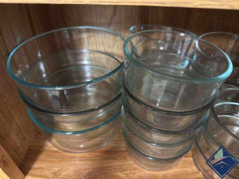 Assortment of Pyrex Food Storage Containers