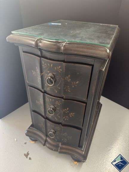 Seven Seas by Hooker Side Table Glass Top