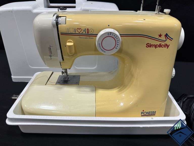 Simplicity Pioneer ll Sewing Machine with Case