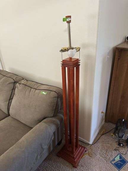 Wood Lamp
