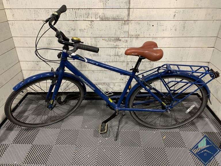 Jamis Commuter 3 Bike