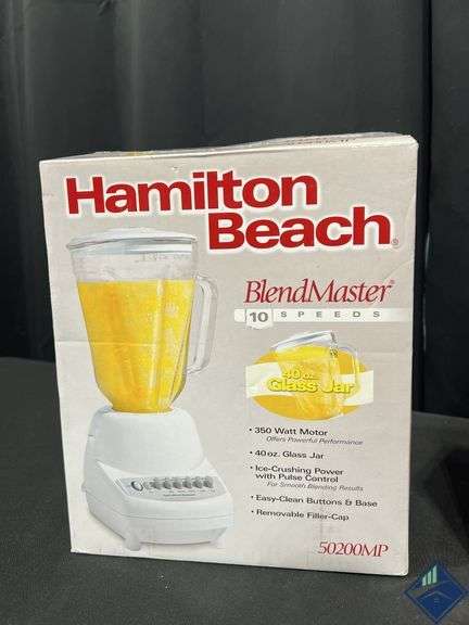Magic Brownie Pan and Hamilton Beach BlendMaster